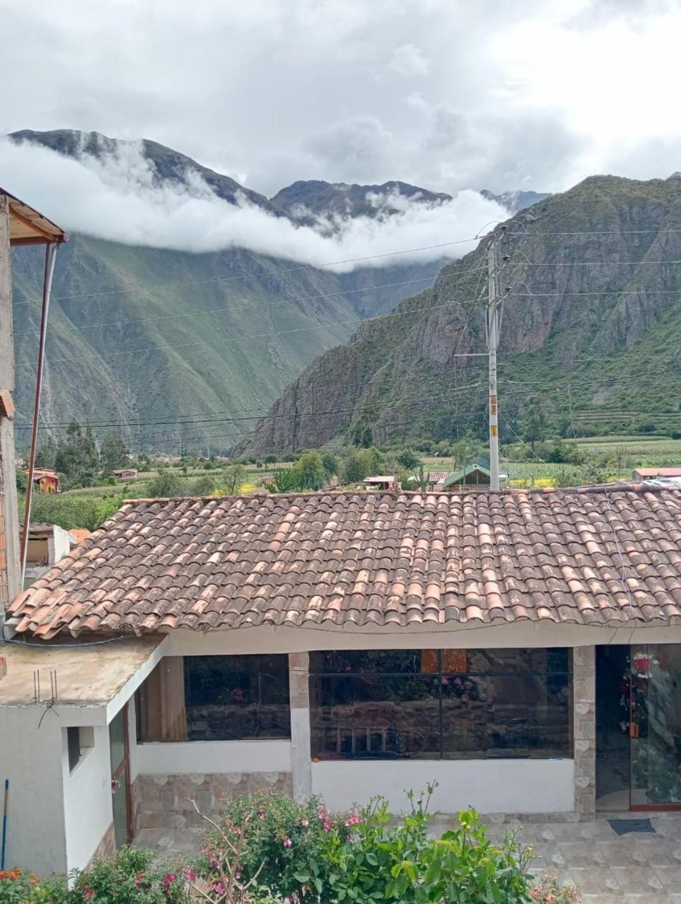 Casa Urqu Bed & Breakfast Ollantaytambo Exterior photo